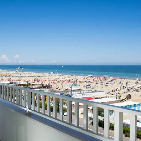 Yes Touring & ホテル