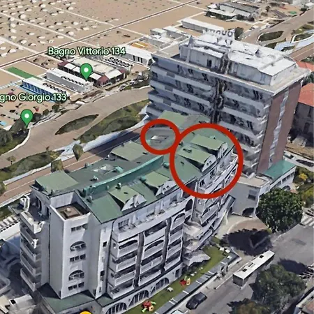 Yes Touring & ホテル