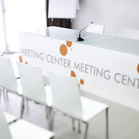 ホテル Yes Touring & 4*