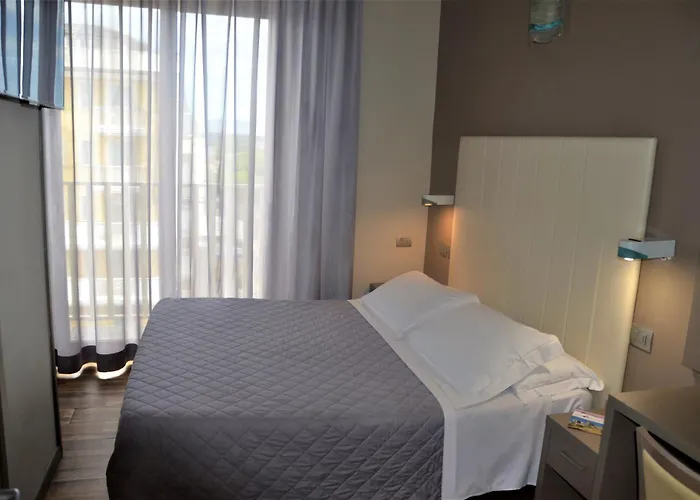 Hotel Yes Touring & Rimini