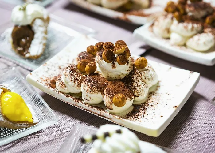 Yes Touring & Отель Римини