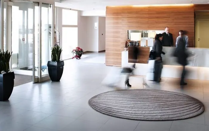 Hotel Yes Touring & 4*