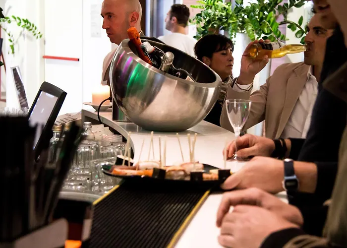 Yes Touring & Отель 4*