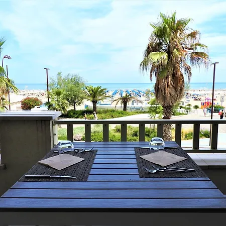 Yes Touring & Ξενοδοχείο 4*