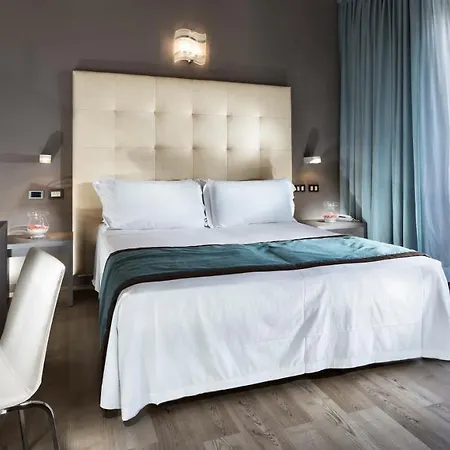 Hotell Yes Touring &