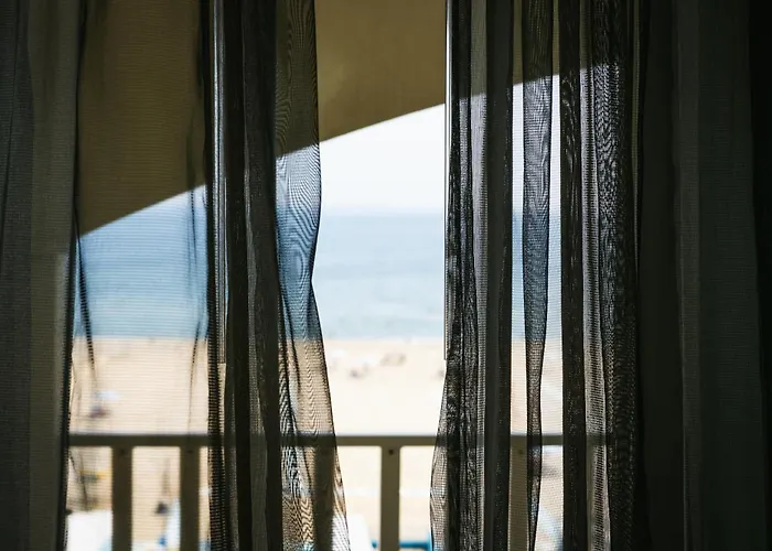 Yes Touring & Ξενοδοχείο 4*