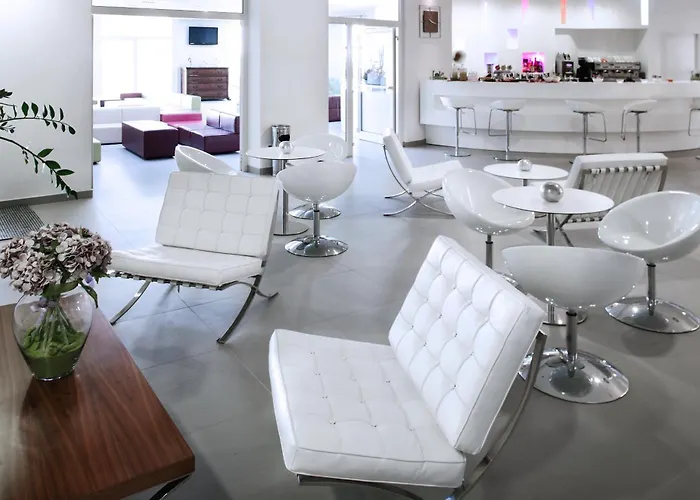 Yes Touring & Ρίμινι