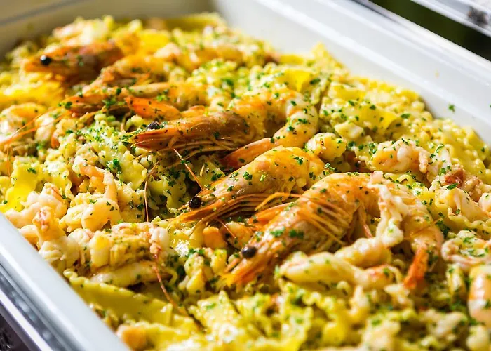 Yes Touring & Ξενοδοχείο