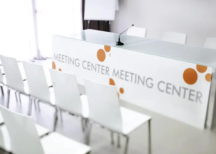 Ξενοδοχείο Yes Touring & 4*