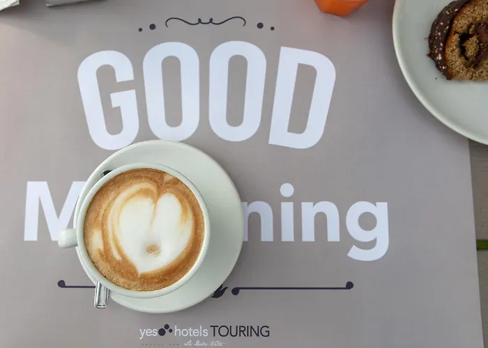 酒店 Yes Touring &